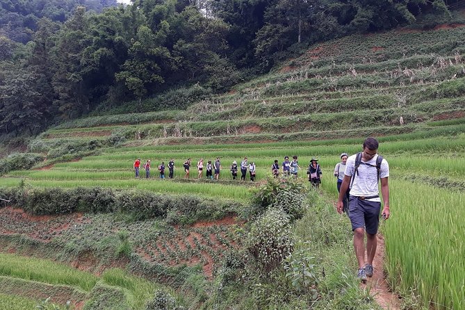 1-day Authentik trek & Panorama valley views - Hau Thao Village and the Black Hmong connection