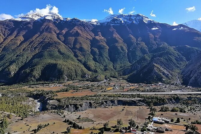 10 Days Annapurna Circuit Trek - Gunsang to Yak-Kharka to Ledar: building strength before the pass