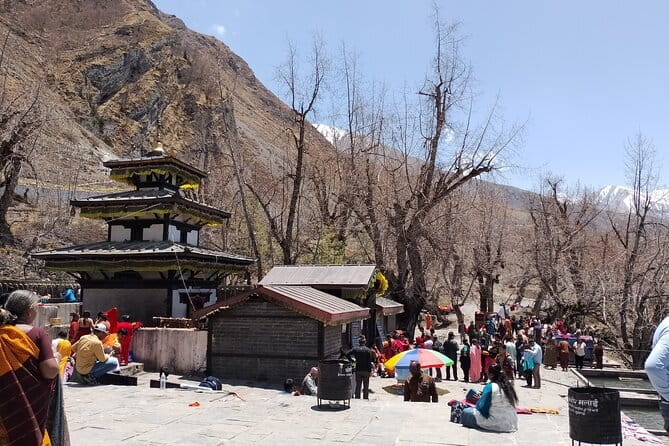 12 Days Annapurna Circuit Trek from Kathmandu - Annapurna Circuit: a trek that keeps changing without feeling chaotic
