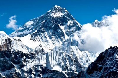 12 Days Everest Base Camp Trekking - Phakding to Namche Bazaar: bridges, gradual climbs, and first big views