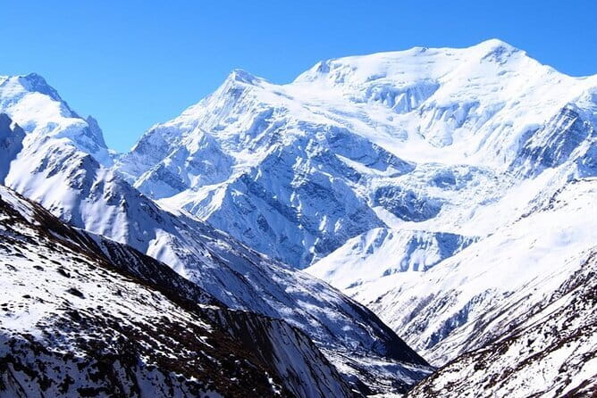 13 Days Trekking in Annapurna Circuit - Day 2: Bulbule to Bahundanda and a Gentle Elevation Build