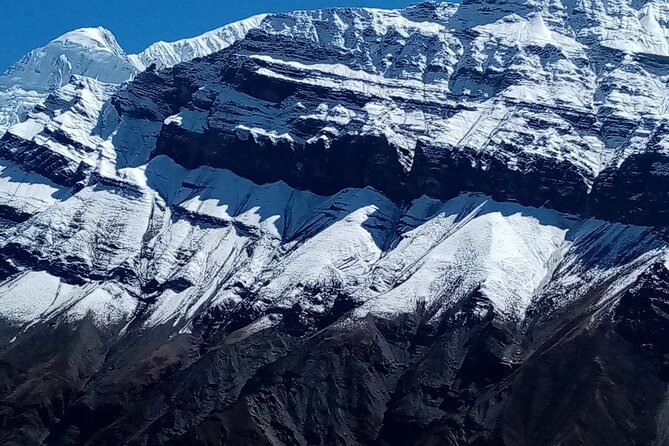 15 Days Round Annapurna Trek with Poon Hill from Pokhara - Tatopani and the Jomsom checkpoint rhythm: buses in the middle of the trek