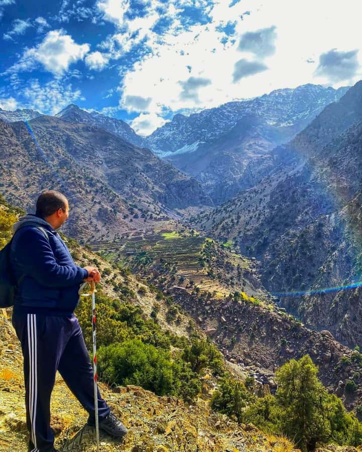2-Day Trek, Berber Villages, and Stay in Azzaden Valley - Climbing to Tizi Mzik Pass and the payoff at Tamsoulte Waterfalls