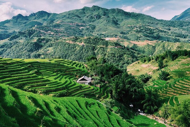 2-Day Trekking in Sa Pa from Ha Noi by sleeping bus - Two-day Sapa trekking that feels local, not canned