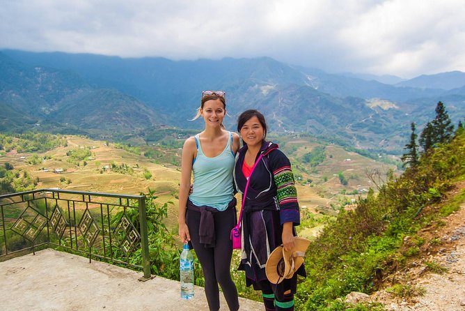 2 days 3 Nights Sapa Trekking Tour by Night Train from Hanoi - Guides and small-group size: what it changes in real life