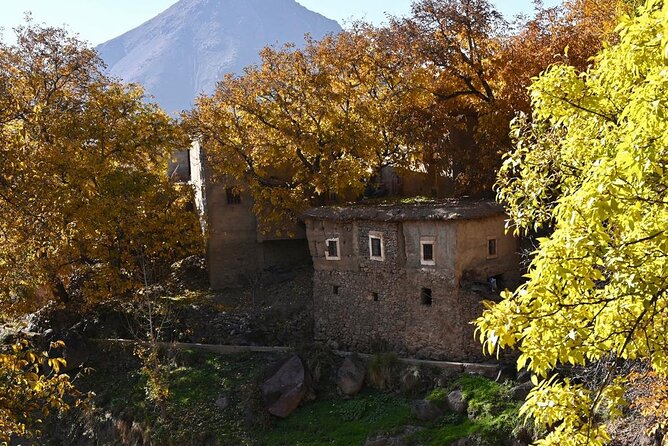 2 Days Atlas Mountains Trek with Village Stay in Marrakech - From Marrakech to the Mountains: Why This Trek Works