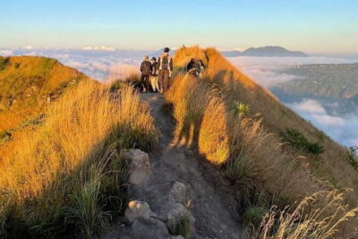 2 Days Mount Batur Sunrise Trekking With Private Ubud Day Tour - Day 1 on Mount Batur: Sunset, Camp Setup, and a Guide Who Keeps You Moving
