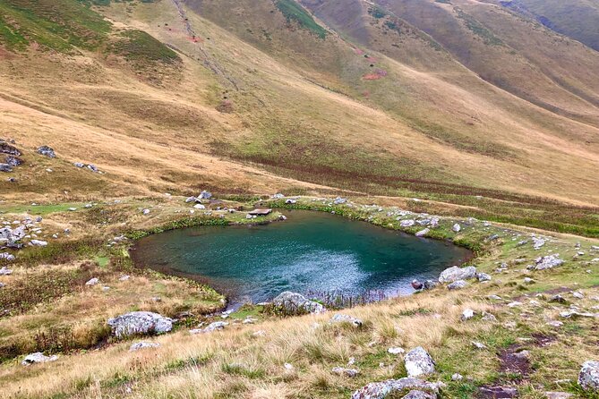2 Days Private Tour to Kazbegi and Juta Village with Trekking - Value for $270: what you’re really paying for (and what you’re not)