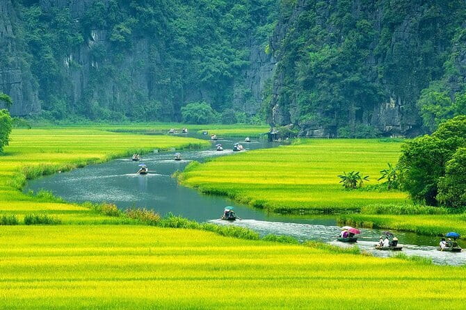 2-Days Sapa Tour with Fansipan Cable Car Trekking Three Village - Logistics that matter: pickup, luggage, and the pace you’ll feel