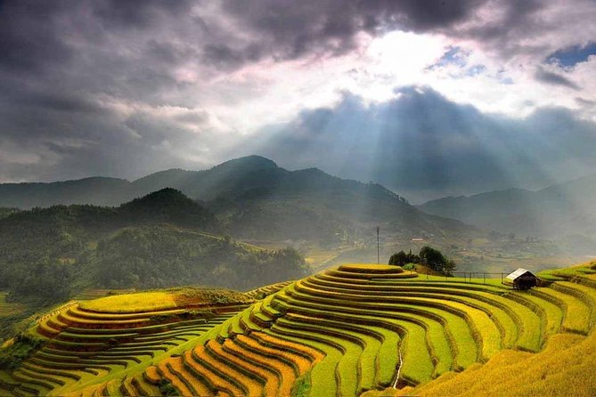2 Days Sapa Trekking In Cat Cat And Ta Van Village From Hanoi - Ta Van Village: Dzay countryside pace and quiet rice fields