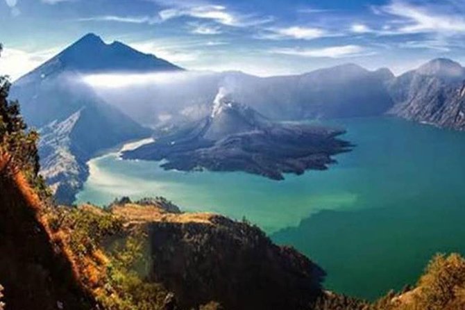 2D-1N Hiking Rinjani To Rim Senaru - Dewa Trekking - Why the Senaru crater rim trek feels different
