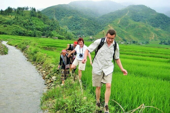 3-Day Sapa Trek, visit Fansipan (cable car) from Hanoi with local - Entering Sapa: Why This Trek Works Better Than a Sightseeing Trip