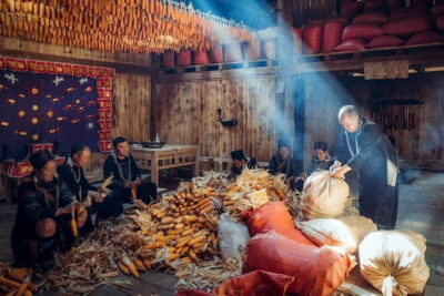 3-Day Sapa Trek, visit Fansipan (cable car) from Hanoi with local - Hanoi to Sapa by Sleeping Bus: The First “Real” Day Starts Early