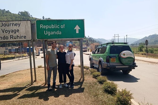 3 Day Uganda Gorilla Trekking and Batwa Pygmies Experience - The Bwindi Travel Day: 8–9 Hours, Equator Photos, and What to Expect