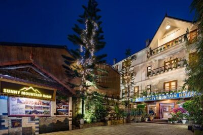 3D2N Sapa Trekking, Fansipan Legend Cable Car Ride - Cat Cat village: customs up close, but plan for tourist density