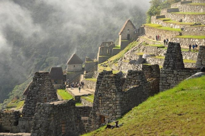 4-Day Lares Trek to Machu Picchu from Cusco - Day 1 to Wakawasi: glaciers, wildlife, and a community campsite
