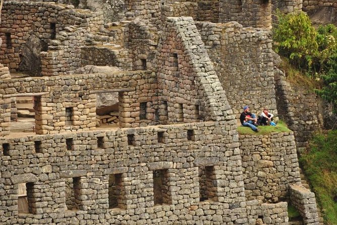 4-Day Lares Trek to Machu Picchu from Cusco - Meals on the mountain: real Peruvian food and vegetarian for every meal
