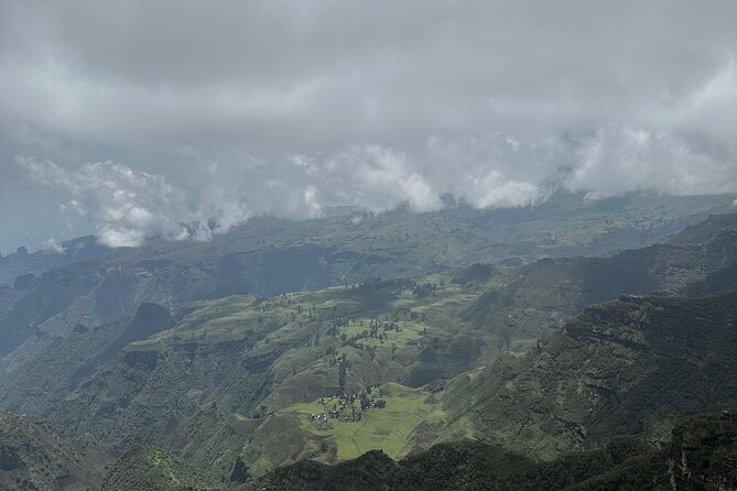 5-Day Northern Ethiopia Tour : 3D Simien Mountains Trek & Axum. - Day 5: Geech to Chenek, Imet Gogo views at 3926m, then drive toward Gondar