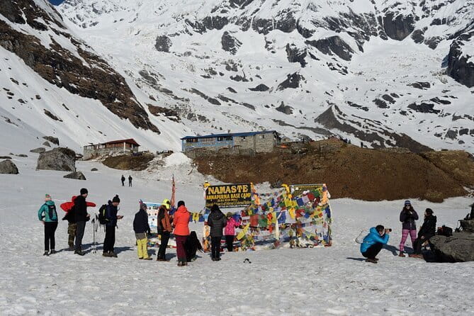 5 Day Private Guided Trekking in Annapurna Base Camp - Jhinu Danda hot springs and Gurung village culture