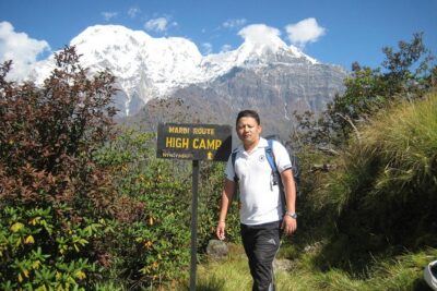 5 Days Mardi Himal Base Camp Trek - Low Camp and Fishtail mountain on Day 2