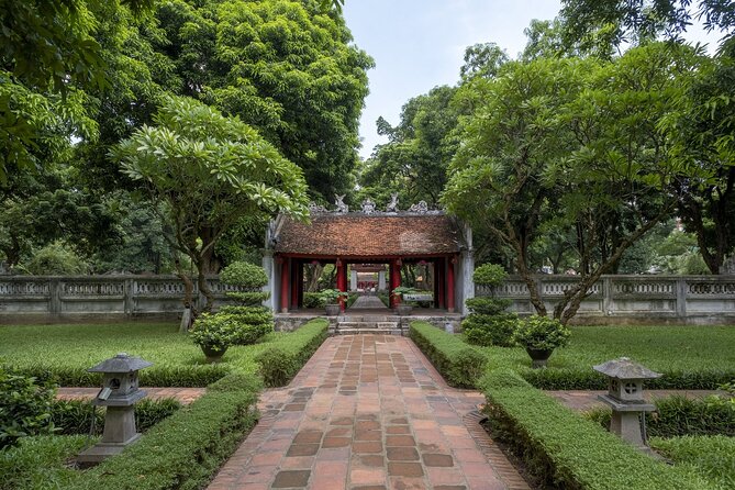 8-Days Hanoi, Sapa Trekking And Halong Bay Cruise - Day 6 trekking into H’mong villages: Y Linh Ho to Lao Chai