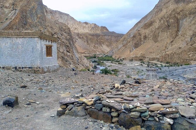 8 Days Markha Valley Trek: Shared Tour with Meals Included - Leh first: turning down the stress before you hike
