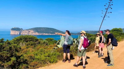 Alghero: trekking in the Porto Conte park - The route at a glance: 11 km, 200 m gain, and what “demanding” really means
