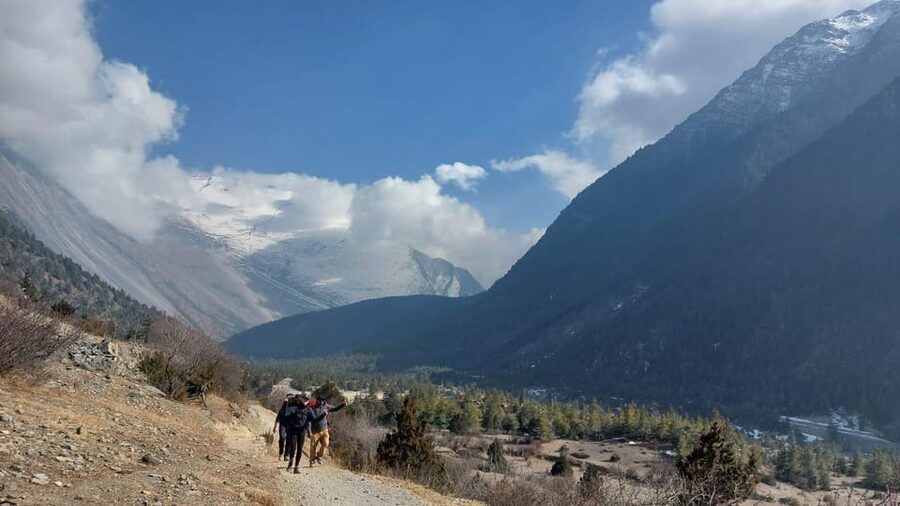 Annapurna Circuit Trek With Tilicho Lake :Best Trek in Nepal - Day-by-day: what each leg gives you (and where it can slow you down)