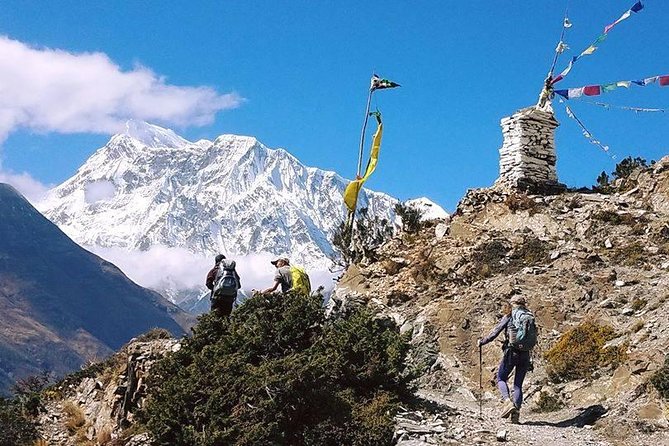 Annapurna Circuit Trekking -17 Days - Pisang and Manang approach: bigger elevation, bigger views (Days 6–7)