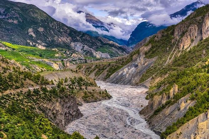 Annapurna Circuit with Tilicho Lake Trek - Getting There: Kathmandu to Besisahar Sets the Tone