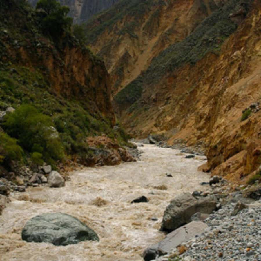 Arequipa: Colca Canyon Trekking 2 days and 1 night + food - Sangalle Valley: Pools, Dinner, and a Night Without Normal Comfort