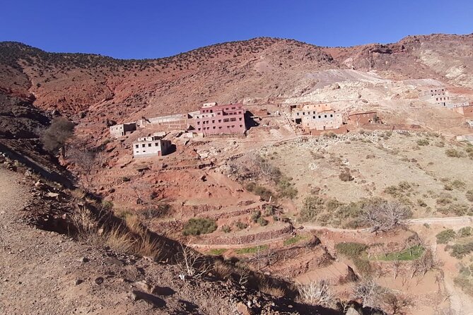Atlas Mountains, Two Valleys & Berber villages 2 days trek - Day 2: down Imnane Valley, over Tizi n’ Ageursioual, and finishing at Aguersioual