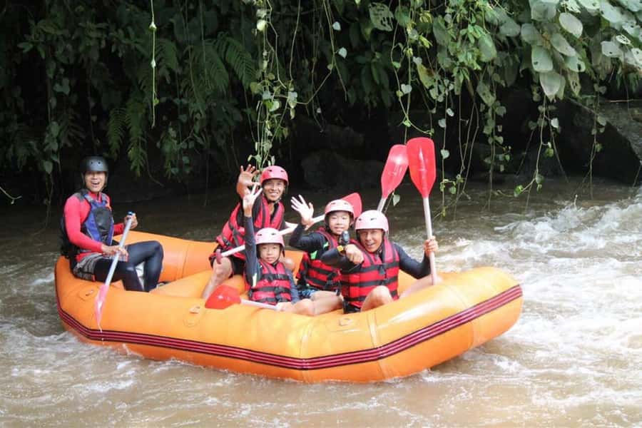 Bali: Mount Batur Sunrise Trek and White Water Rafting - Lunch and coffee: fueling the end of the day