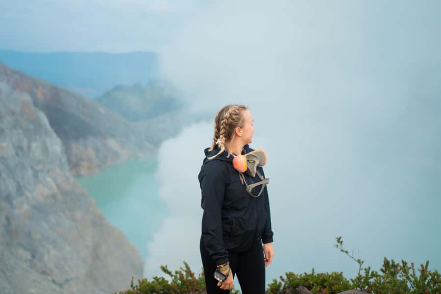 Banyuwangi: Ijen Crater Bluefire and Sunrise Guided Trek - Key things to know before you go