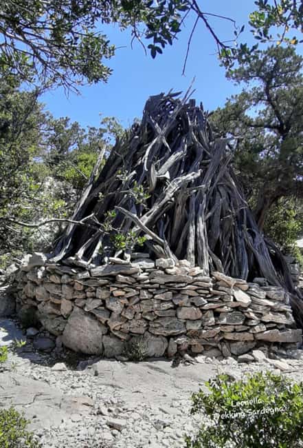 Baunei: Cala Goloritzè Trekking Tour with A Guide - Key things to know before you go