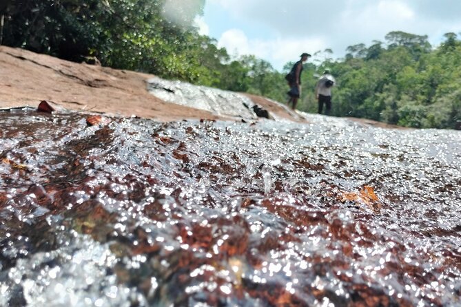 Best Trekking Tour In Phu Quoc (Đa Ngon Waterfall) - Wild cooking and rock-side lunch: the part most hikes skip