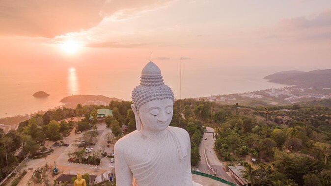 Big Buddha Jungle Trekking and Temple tour with Lunch - Lunch at WeCafe: farm-to-table energy without the tourist trap feel
