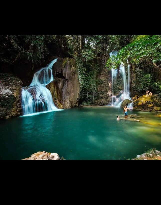 Bohol: Hidden Waterfall Hopping and Jungle Trek Adventure - Photo and video help: turn water chaos into real keepsakes