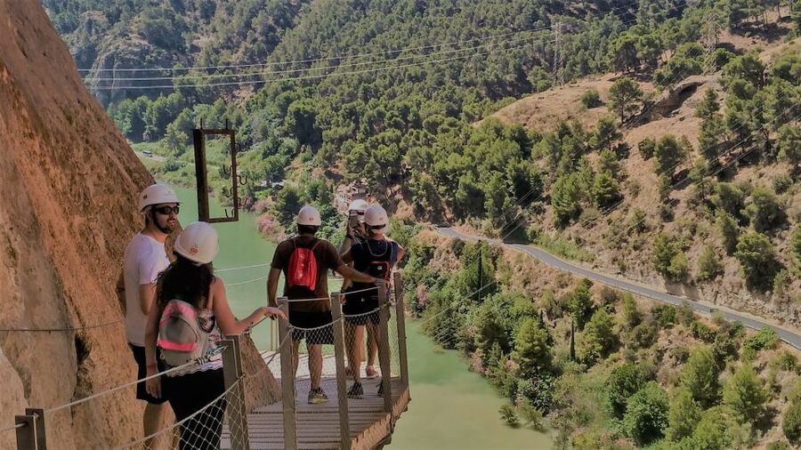 Caminito del Rey: Trekking Tour with Hiking Guide - Who should book this trek (and who should skip it)