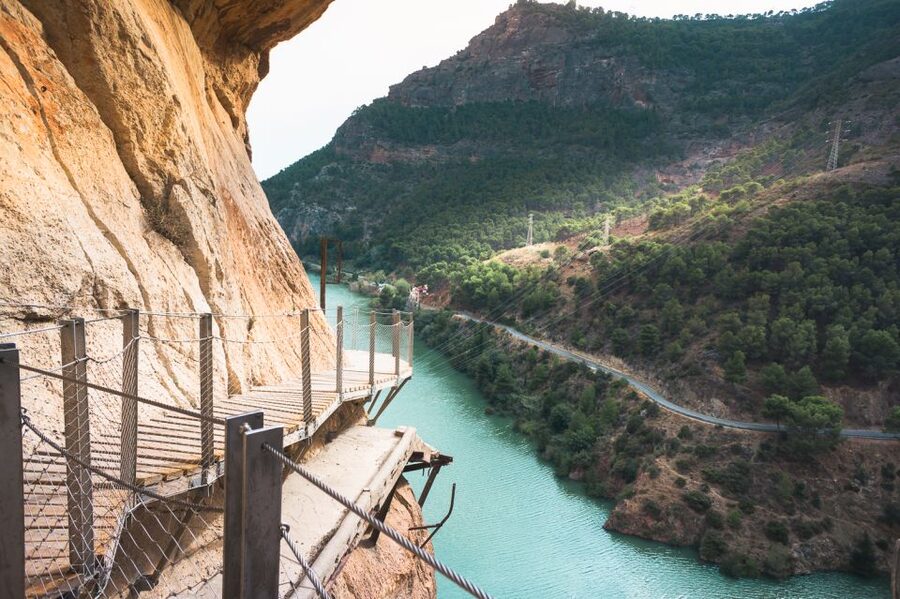 Caminito del Rey: Trekking Tour with Hiking Guide - What to pack and the rules that keep you eligible