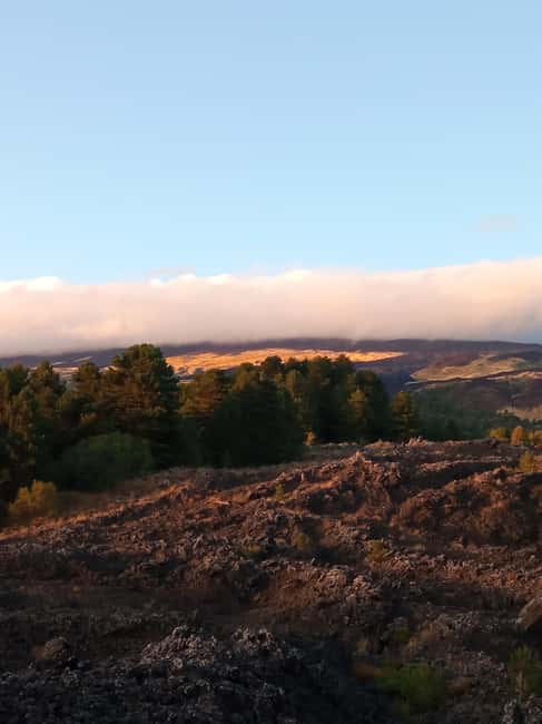 Catania: Mount Etna Sunset Trekking with Wine Tasting - Valle del Bove: Why This Caldera Feels So Big