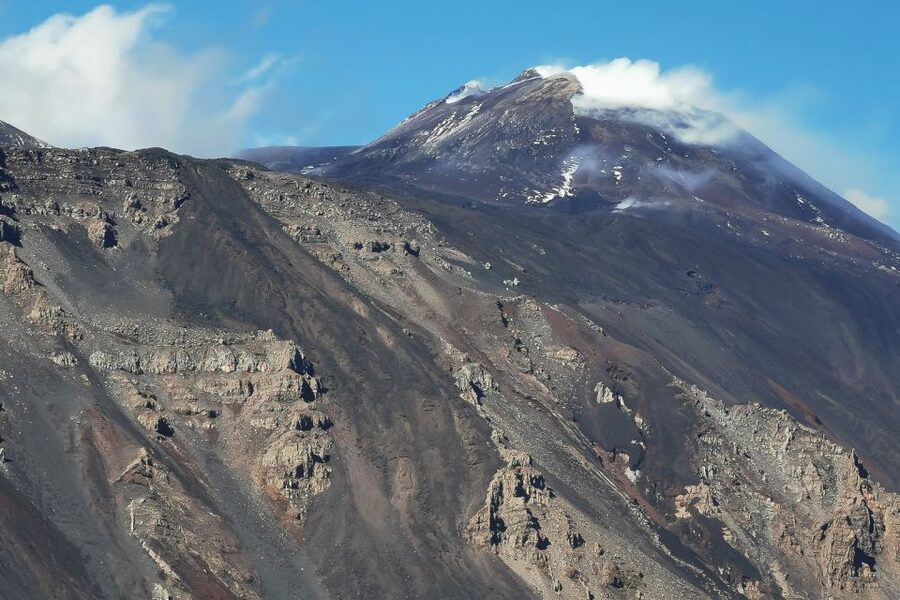 Catania: Mount Etna Trekking Tour Beyond the Tourist Trails - Silvestri Craters and the 2001 Lava Flow: The Part That Feels Like Another World