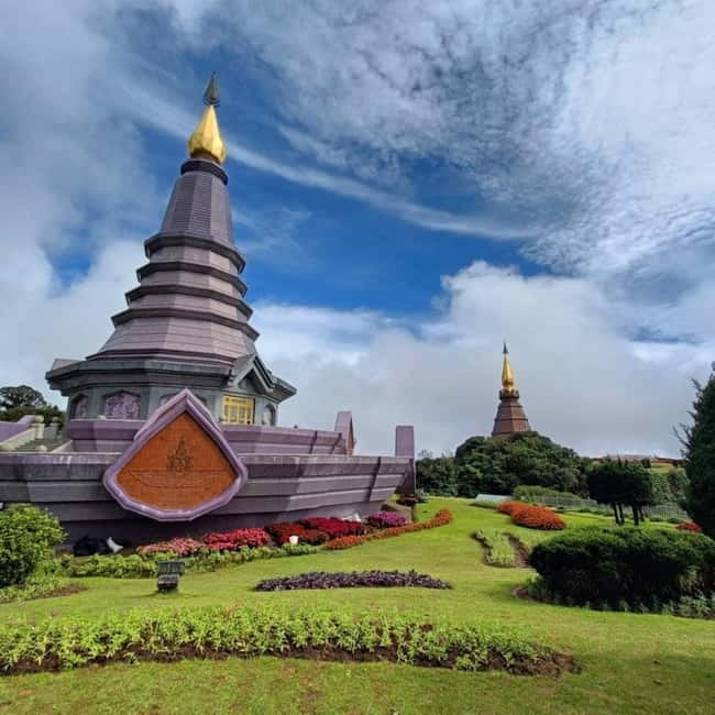Chiang Mai: Doi Inthanon National Park+Trek Pha Dok Siew - King and Queen Pagodas: Photo Stops That Actually Mean Something