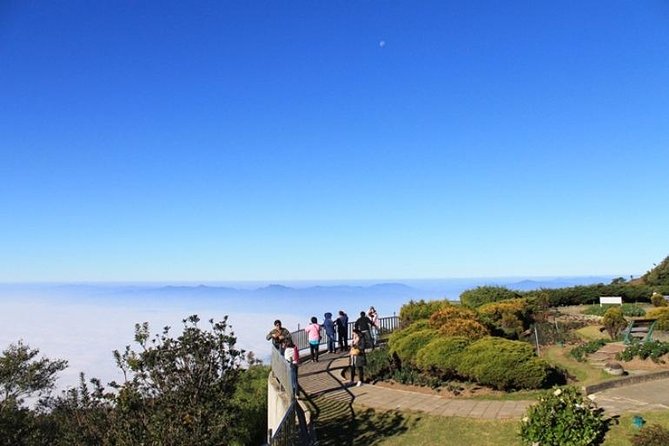 CHIANG MAI: Doi Inthanon-Trekking Keiw Mae Pan-Waterfall-Lunch - What to pack for a cooler, stair-involving day
