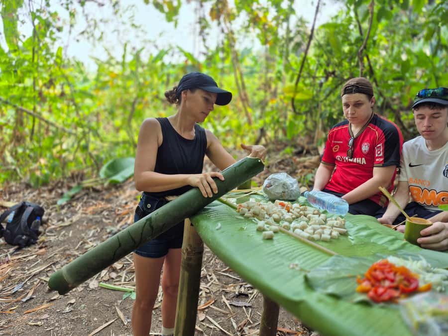 Chiang Rai Jungle Trek & Bamboo Tube Cooking Adventure - What to pack so the day feels comfortable
