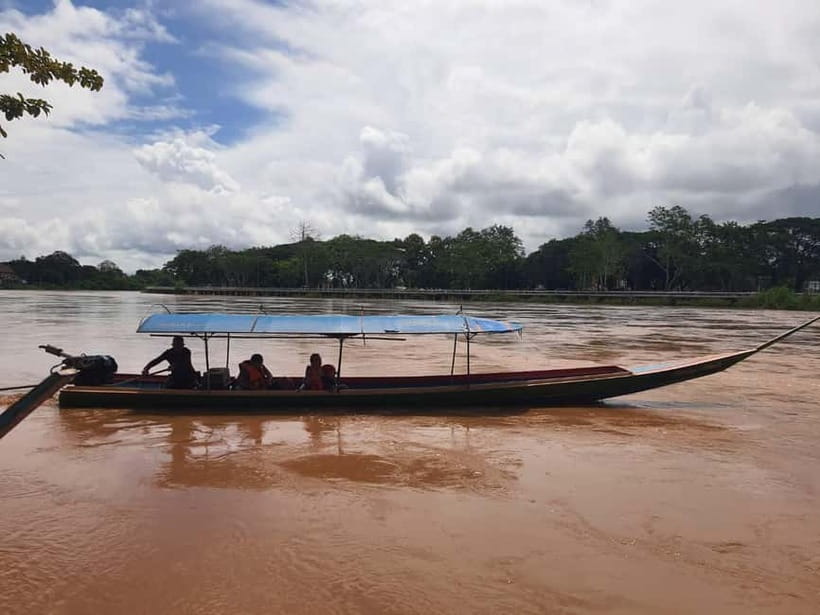 Chiang Rai Trek:Jungle Hike, Bamboo-Cooked Lunch & Boat Ride - From Chiang Rai pickup to the Mae Kok River ride