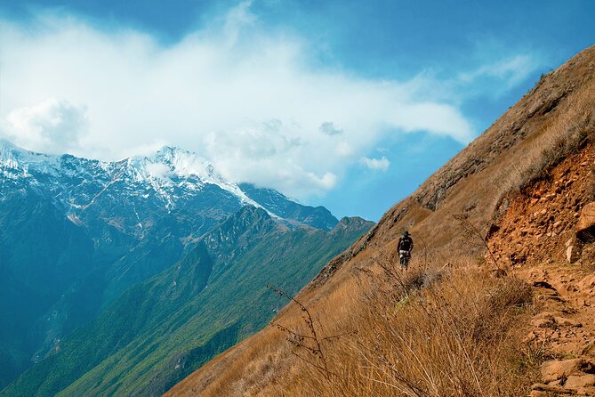 Classic Choquequirao Trek – 5 Days / 4 Nights - Day 5: Capuliyoc goodbye, Saywite Monolith, and Conoc hot springs before Cusco