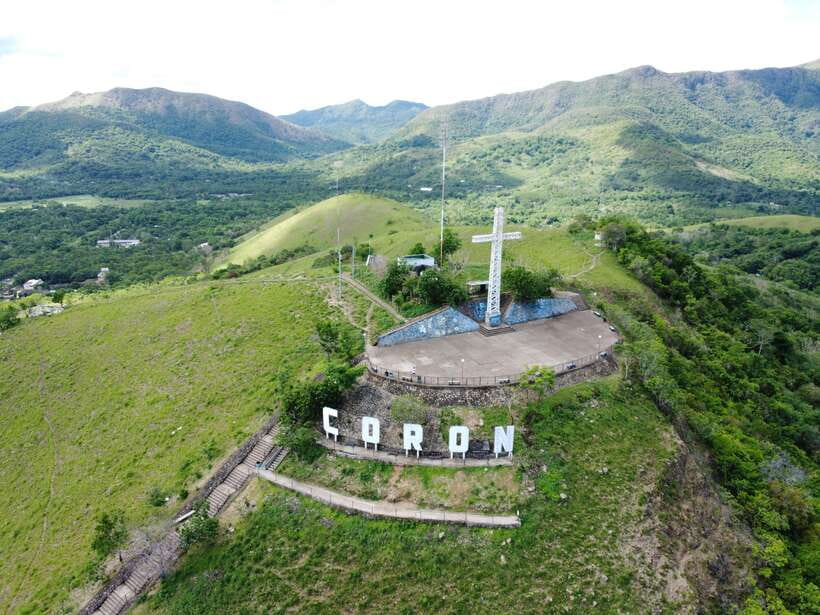 Coron Town Tour: Maquinit Hotspring & Mt. Tapyas Trekking - Entering Coron Town: what this tour is really for