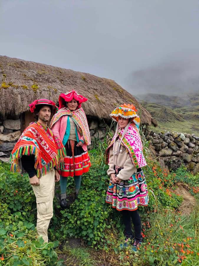 Cusco: 4-Day Lares Trek to Machu Picchu with Panoramic Train - Day 4: Sunrise Machu Picchu, a real walking tour, and Vistadome panoramas