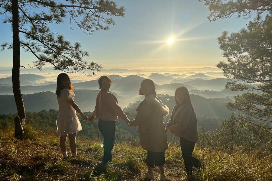 Da Lat: Chasing the Sunrise - A Mini Trek Adventure - Rocky’s Role: Small Group, Lots of Talking, and Photo Help